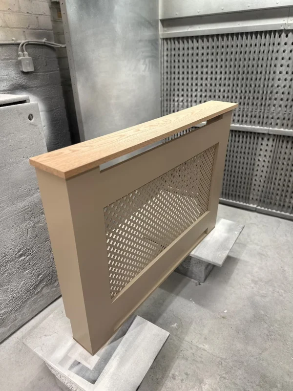 Jitney Diamond Grill Radiator Shield with Oak Top