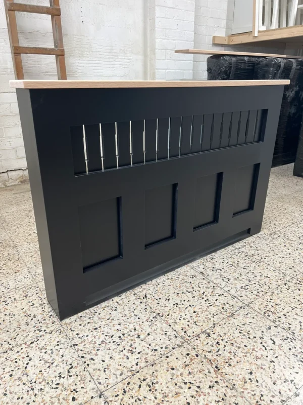 Black Panel Fretwork Cover with Solid Oak Top