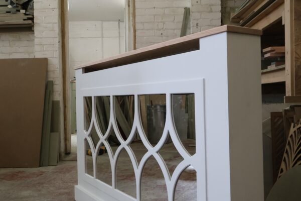Florence Mirrored Cover with Solid Oak Top