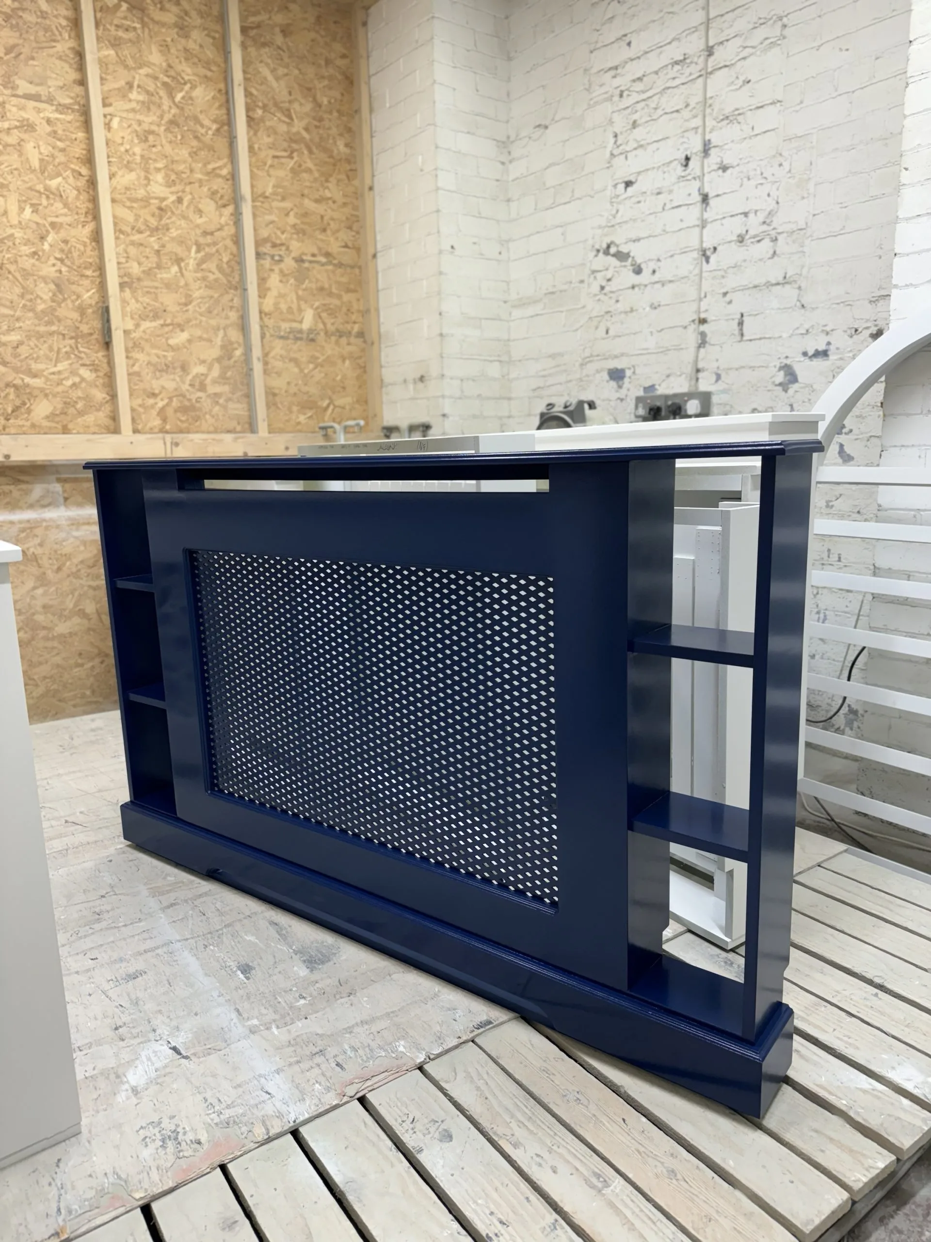 Grill Radiator Cover with side shelves