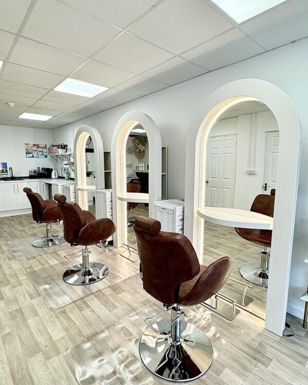 Curved LED Salon Mirror Unit with Rear Storage