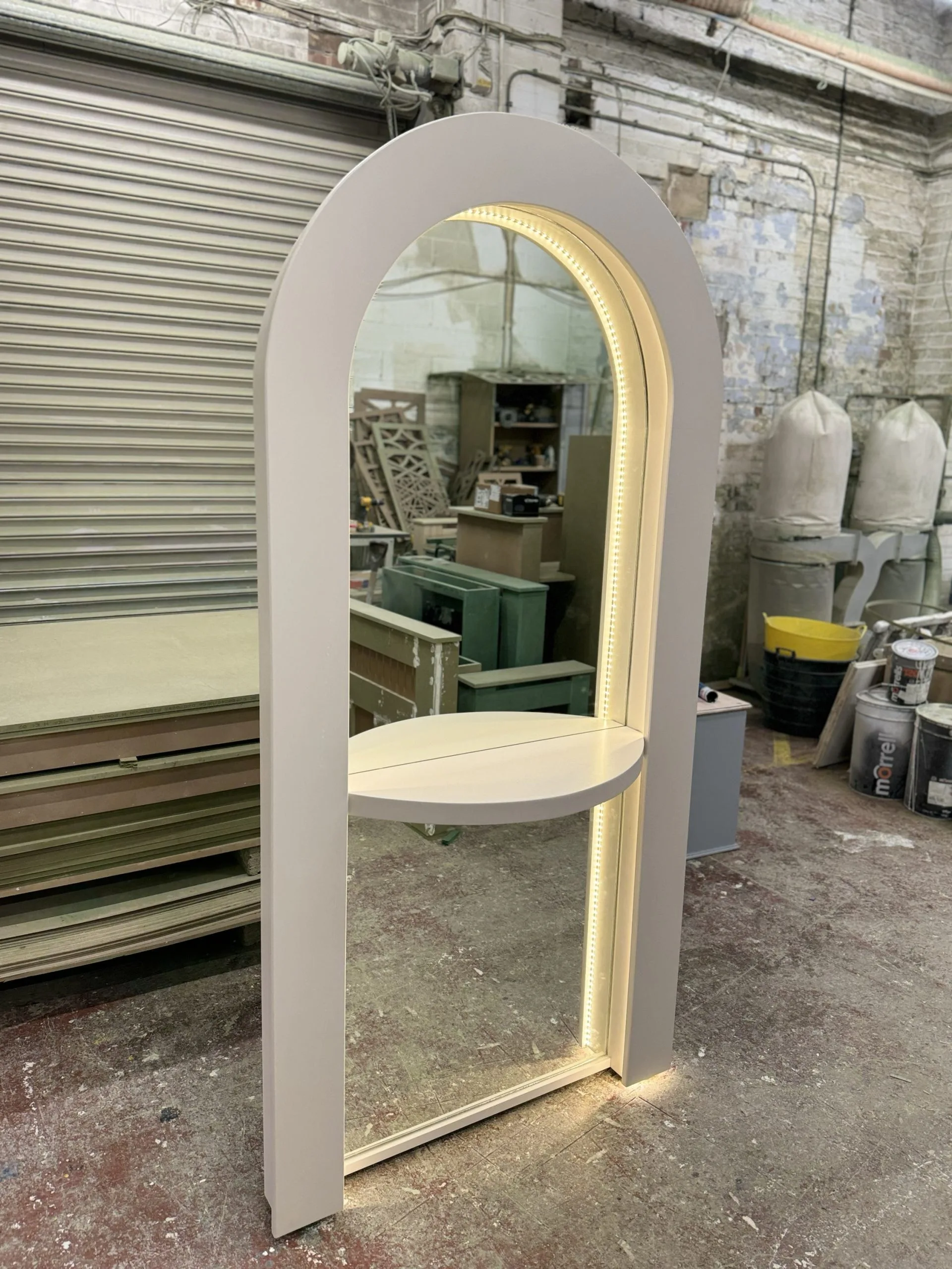 Curved LED Salon Mirror Unit with Rear Storage