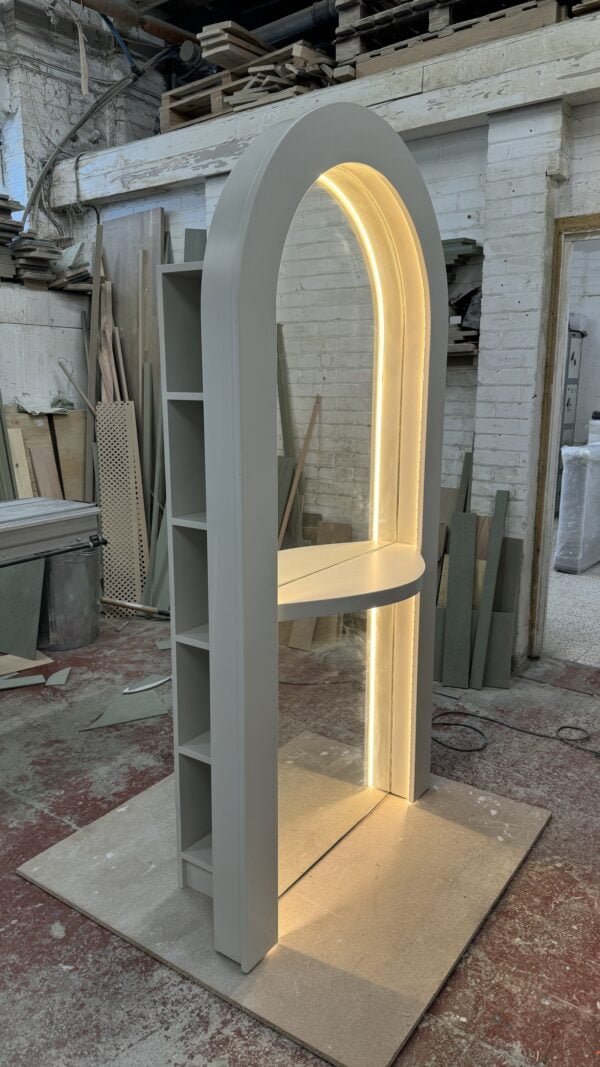 Bespoke Curved Salon Mirror | Stylish Mirrored Unit with Storage | Egyptian Cotton