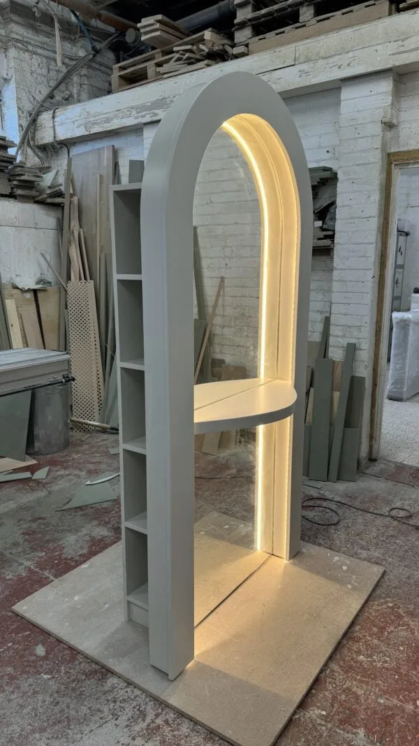 Bespoke Curved Salon Mirror | Stylish Mirrored Unit with Storage | Egyptian Cotton