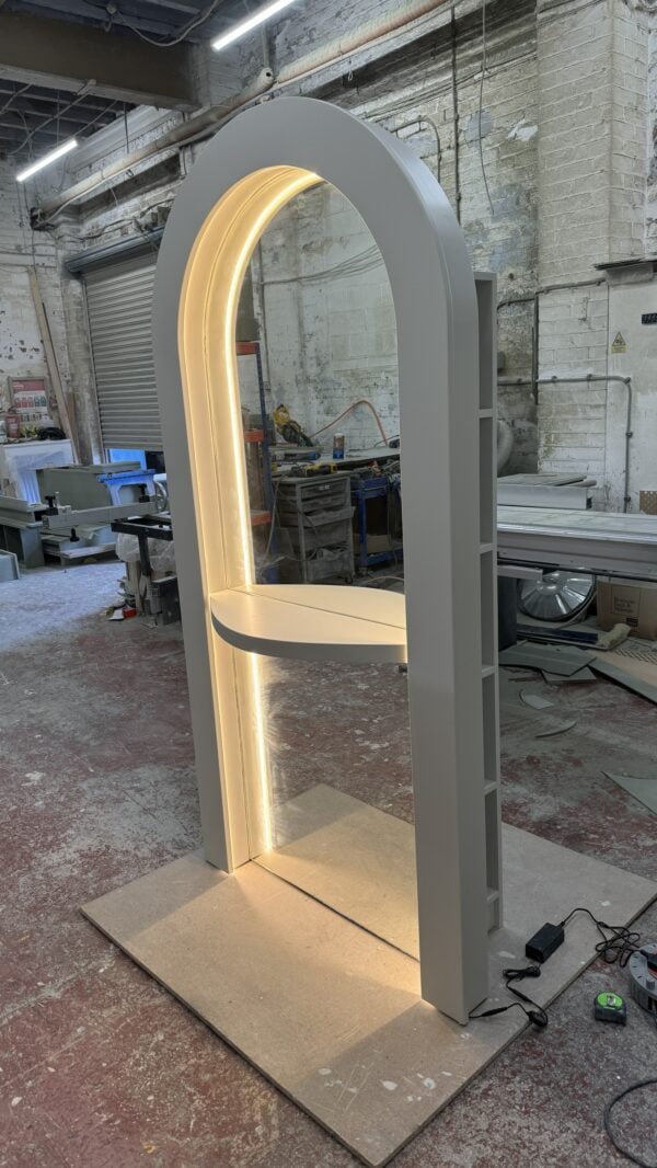 Bespoke Curved Salon Mirror | Stylish Mirrored Unit with Storage | Egyptian Cotton