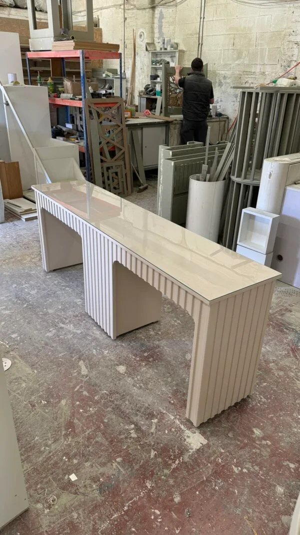Bespoke nail desk