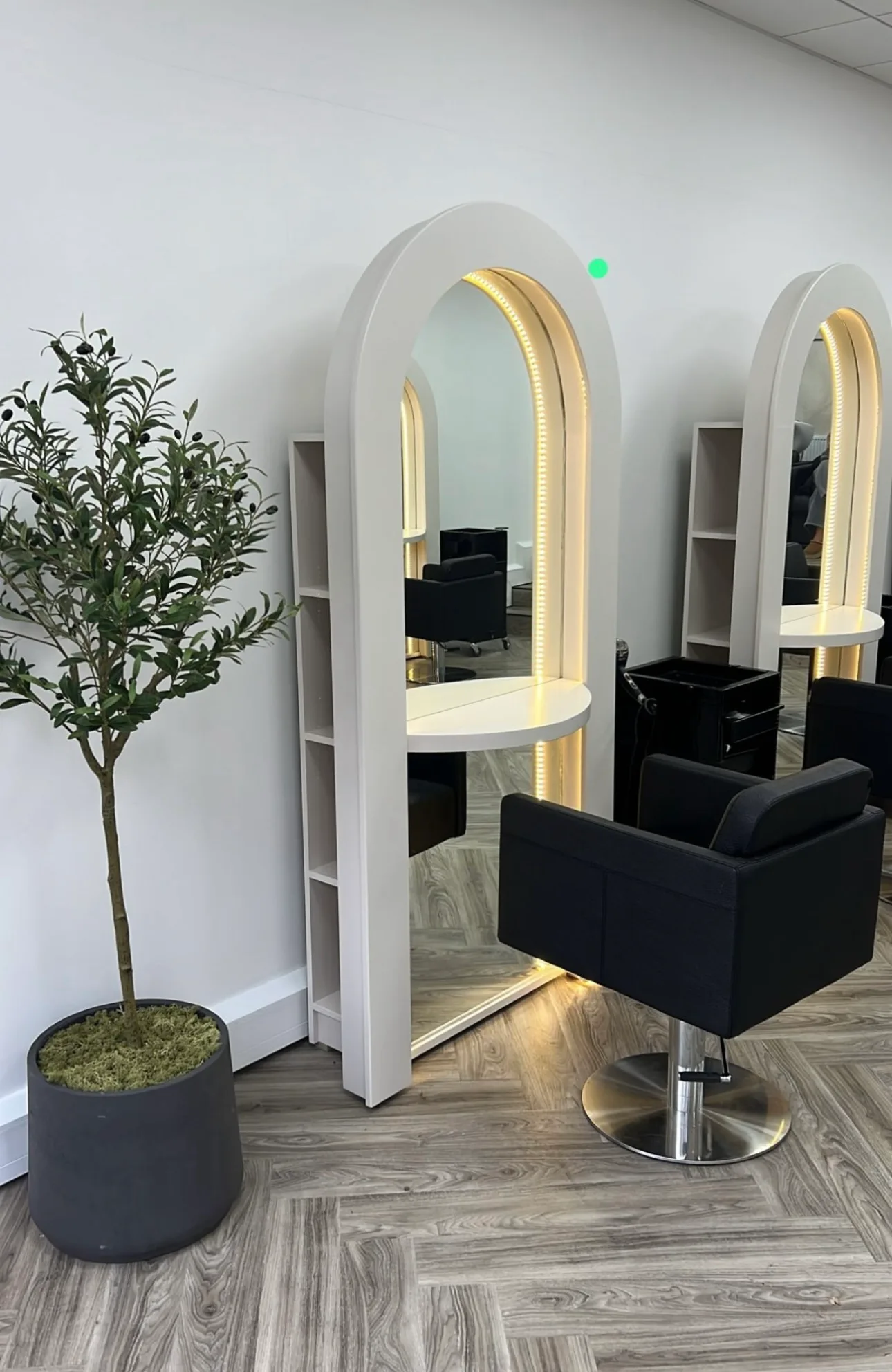 Bespoke salon mirror, Curved mirror, Hair stylish mirrored unit with rear storage & LED lights