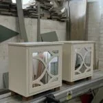 Mirrored side tables, Image – Cream with solid oak feet