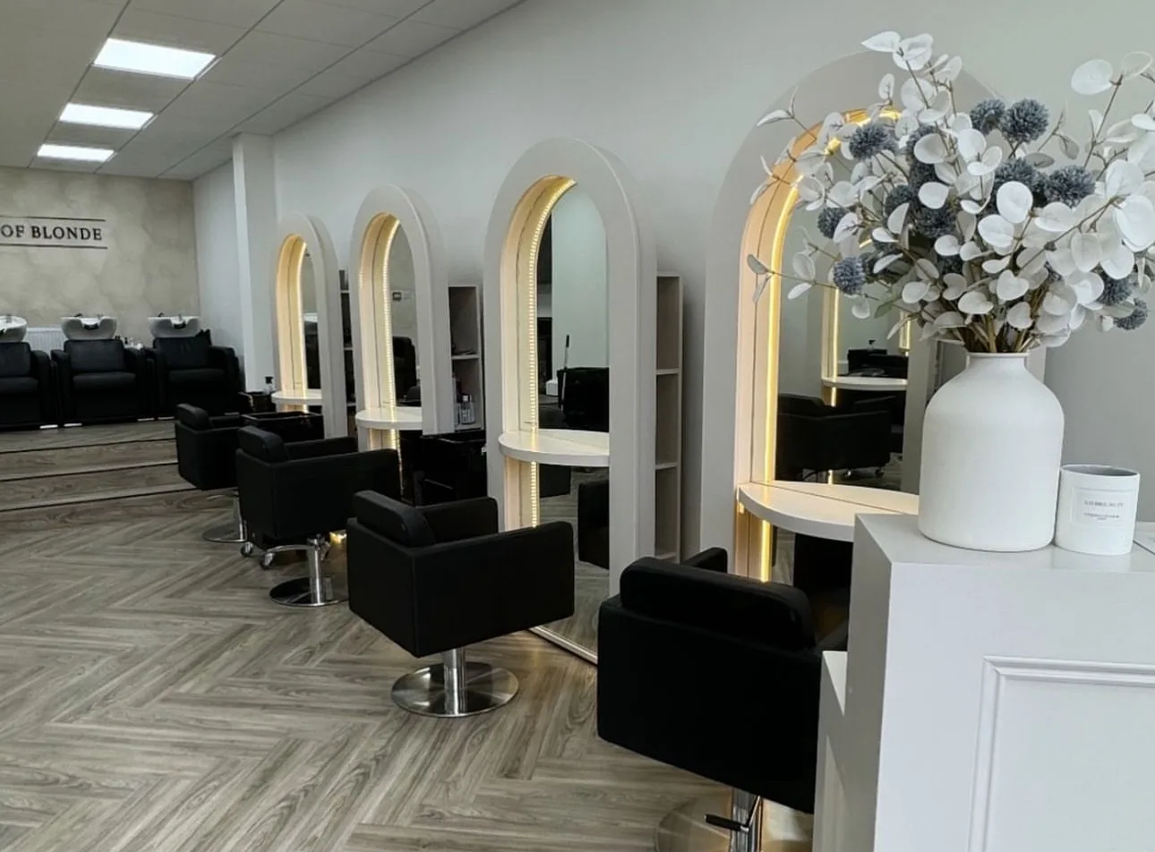Bespoke salon mirror, Curved mirror, Hair stylish mirrored unit with rear storage & LED lights