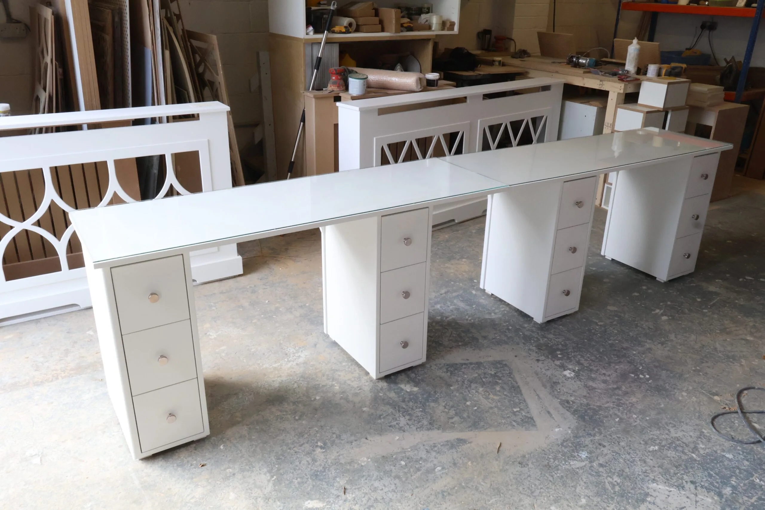 Bespoke Nail Desk, Glass top, White 3-Stations LED lights - Image 2