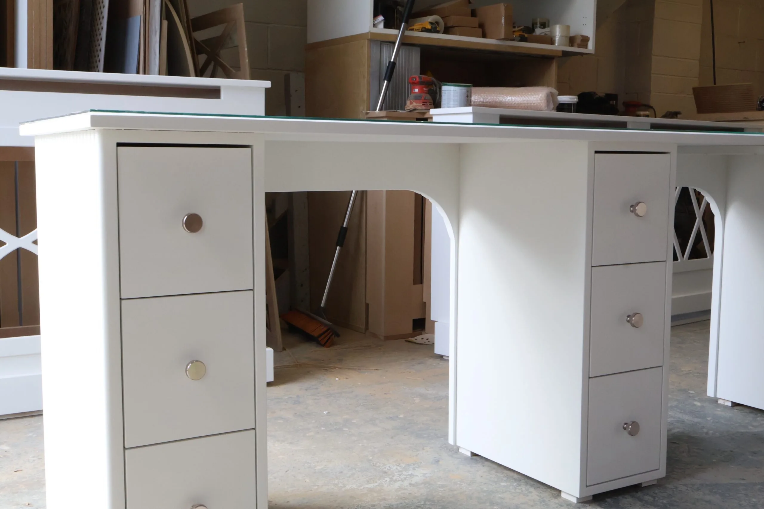 Bespoke Nail Desk, Glass top, White 3-Stations LED lights - Image 5