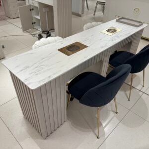 Reeded nail desk with dust extraction