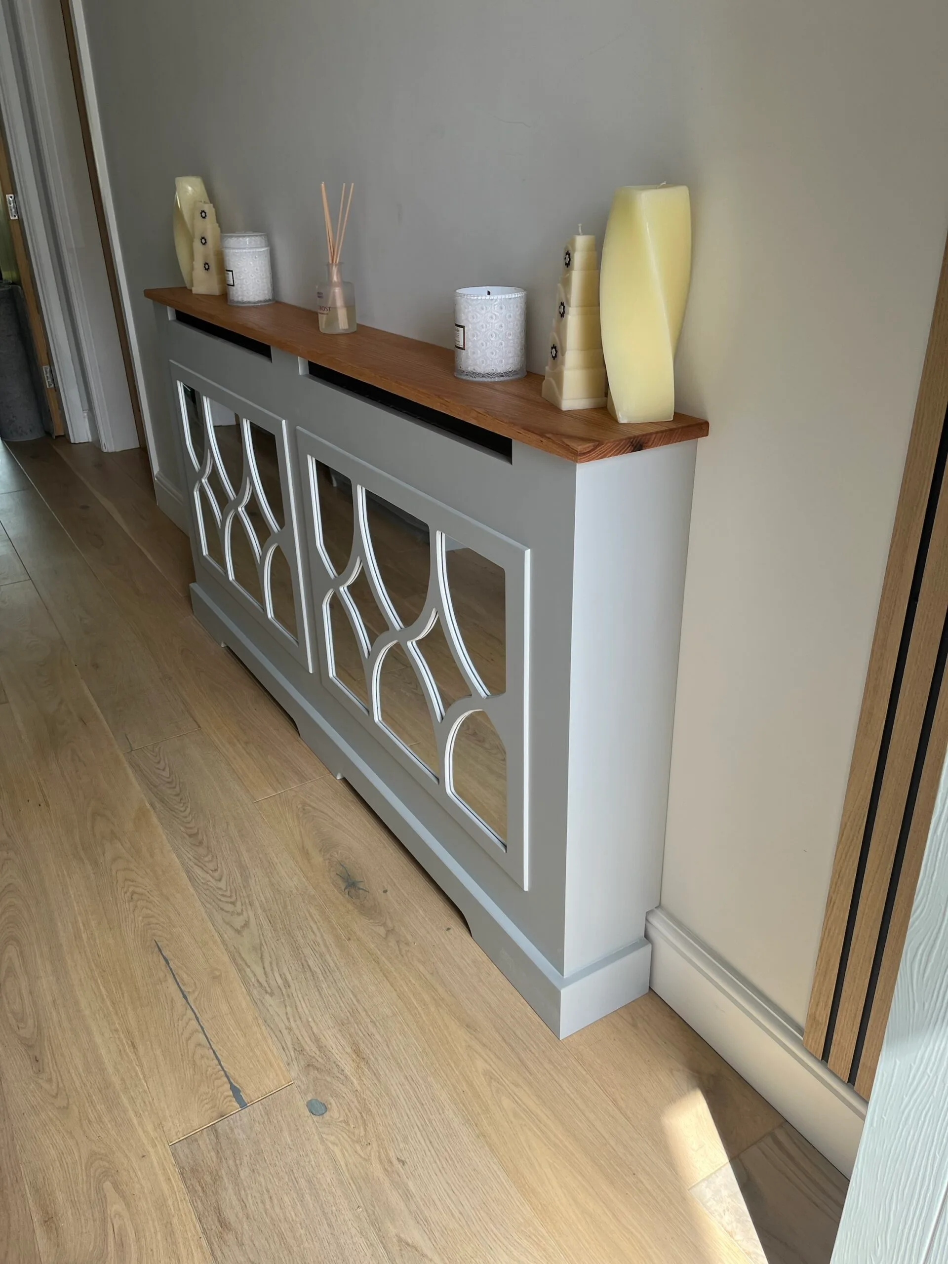Mirrored Radiator Cover with Solid Oak Top: The Florence Collection - Image 3
