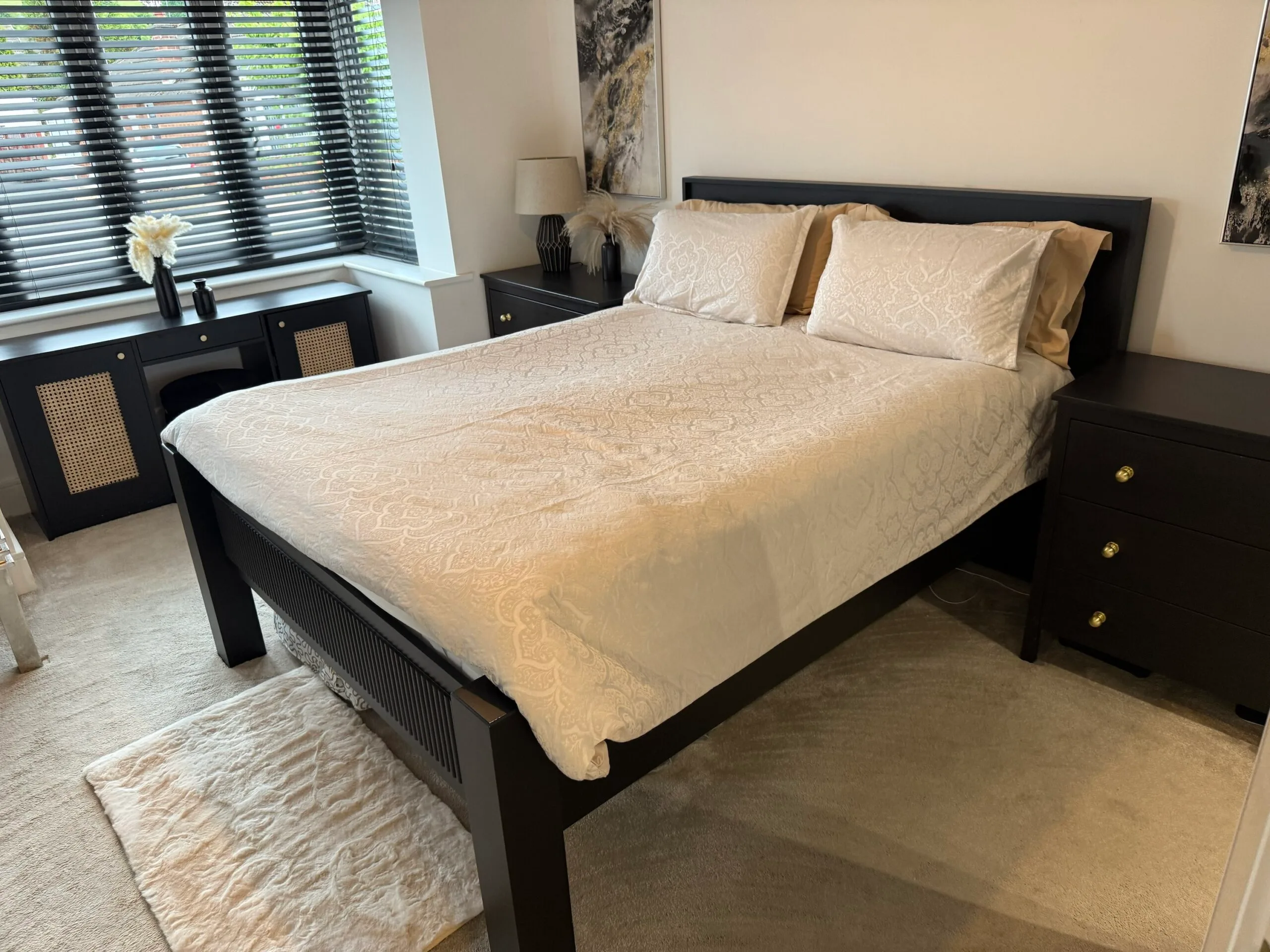 Bespoke Wooden Bed, Black Bed, Luxury Reeded Design - Image 2