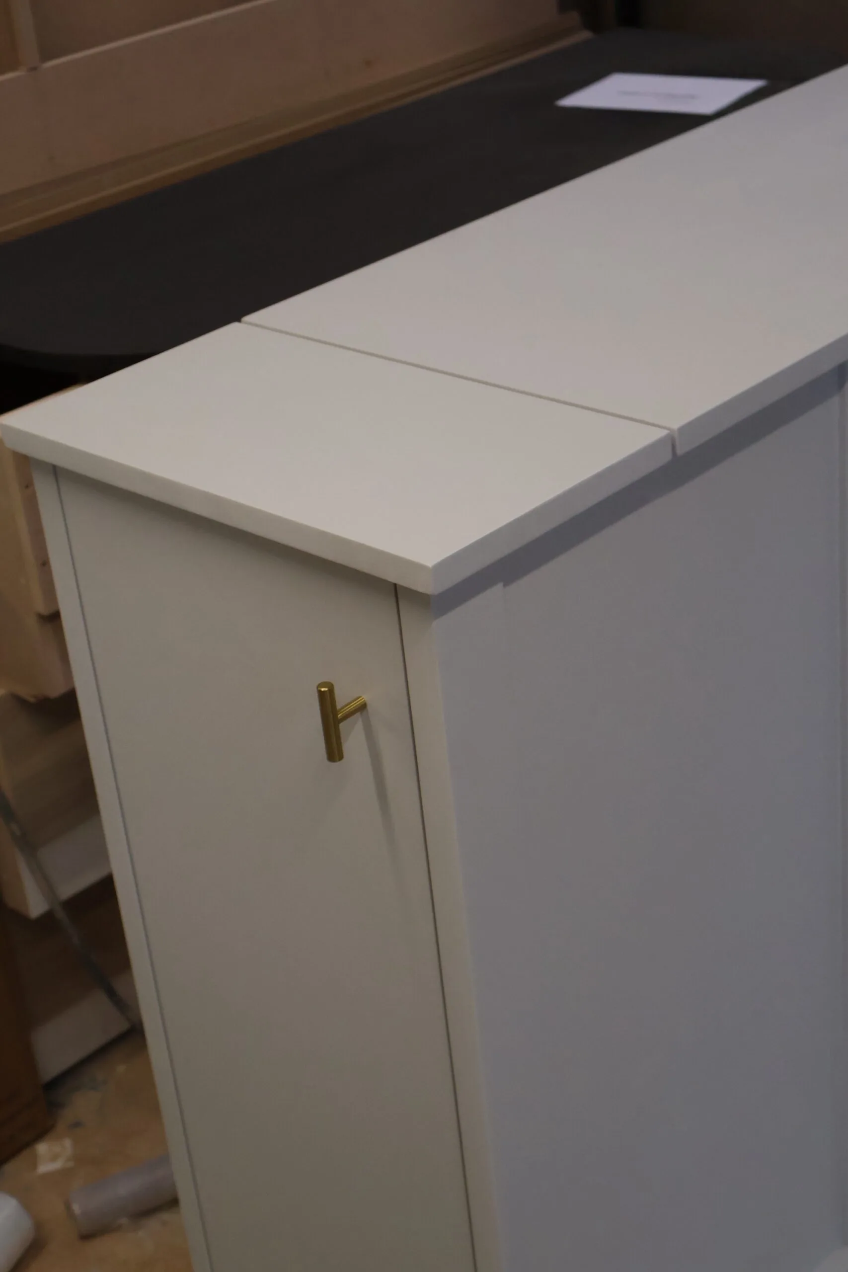 The Heritage: Solid Oak Motorised TV Lift Cabinet - Image 4