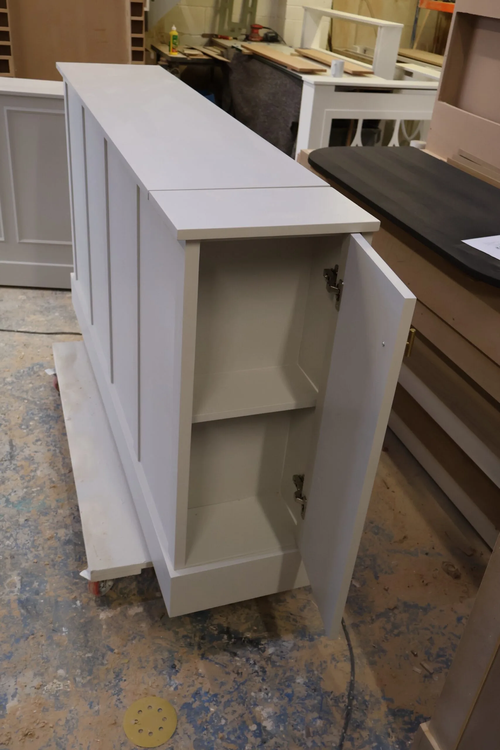 The Heritage: Solid Oak Motorised TV Lift Cabinet - Image 6