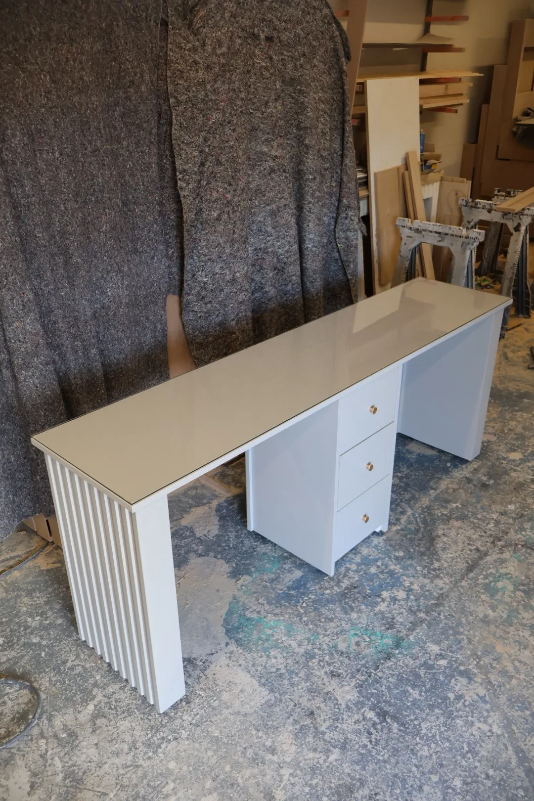 Bespoke Reeded Nail Desk, Handmade Manicure Station, Two Person Station, Nail Tech Desk - Image 2