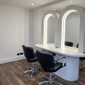 4-Station Marble Effect Island Unit with Arched Mirrors, Hair stylist station