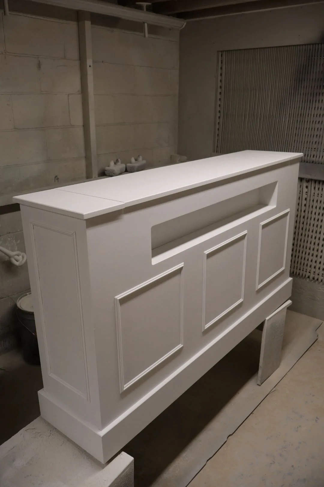 Motorised TV Stand