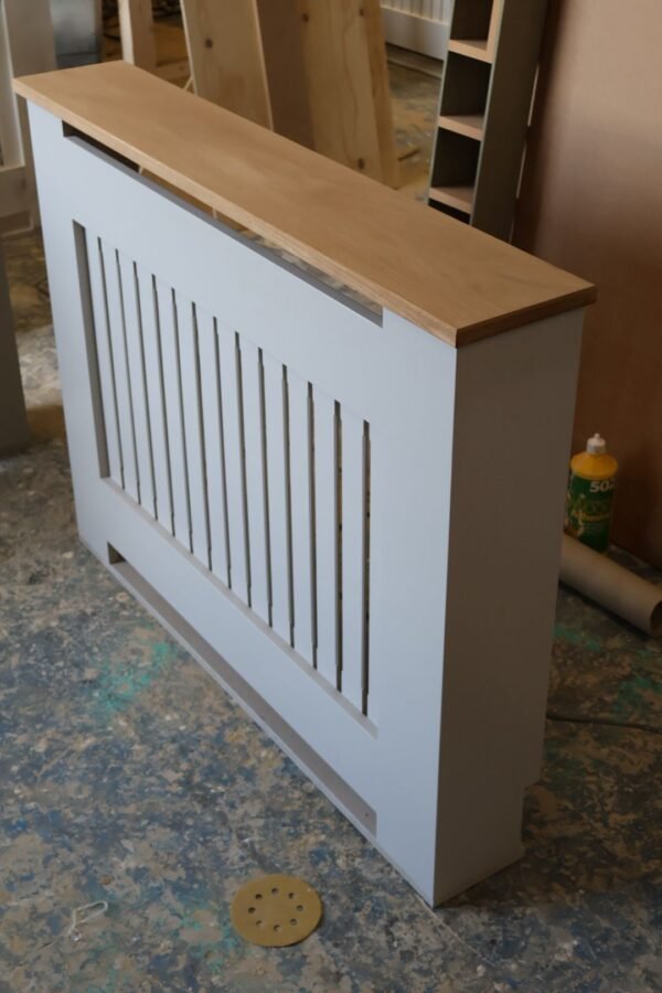 Radiator Cover with solid Oak Top