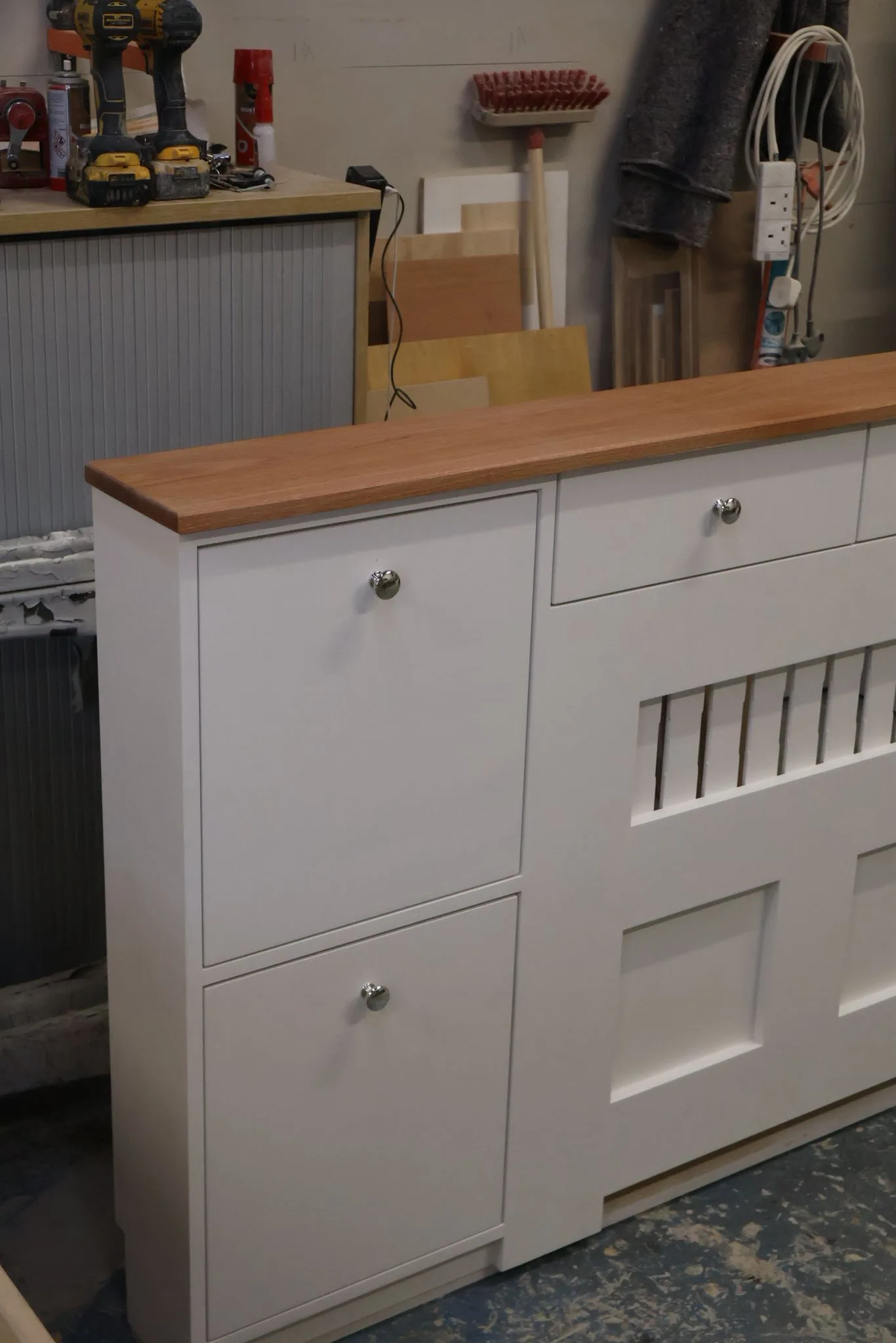 Dual-Storage Radiator Cover