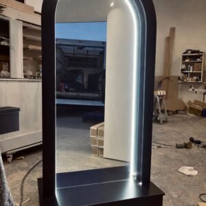 Black Free Standing Curved Mirror | Modern Full‑Length Design