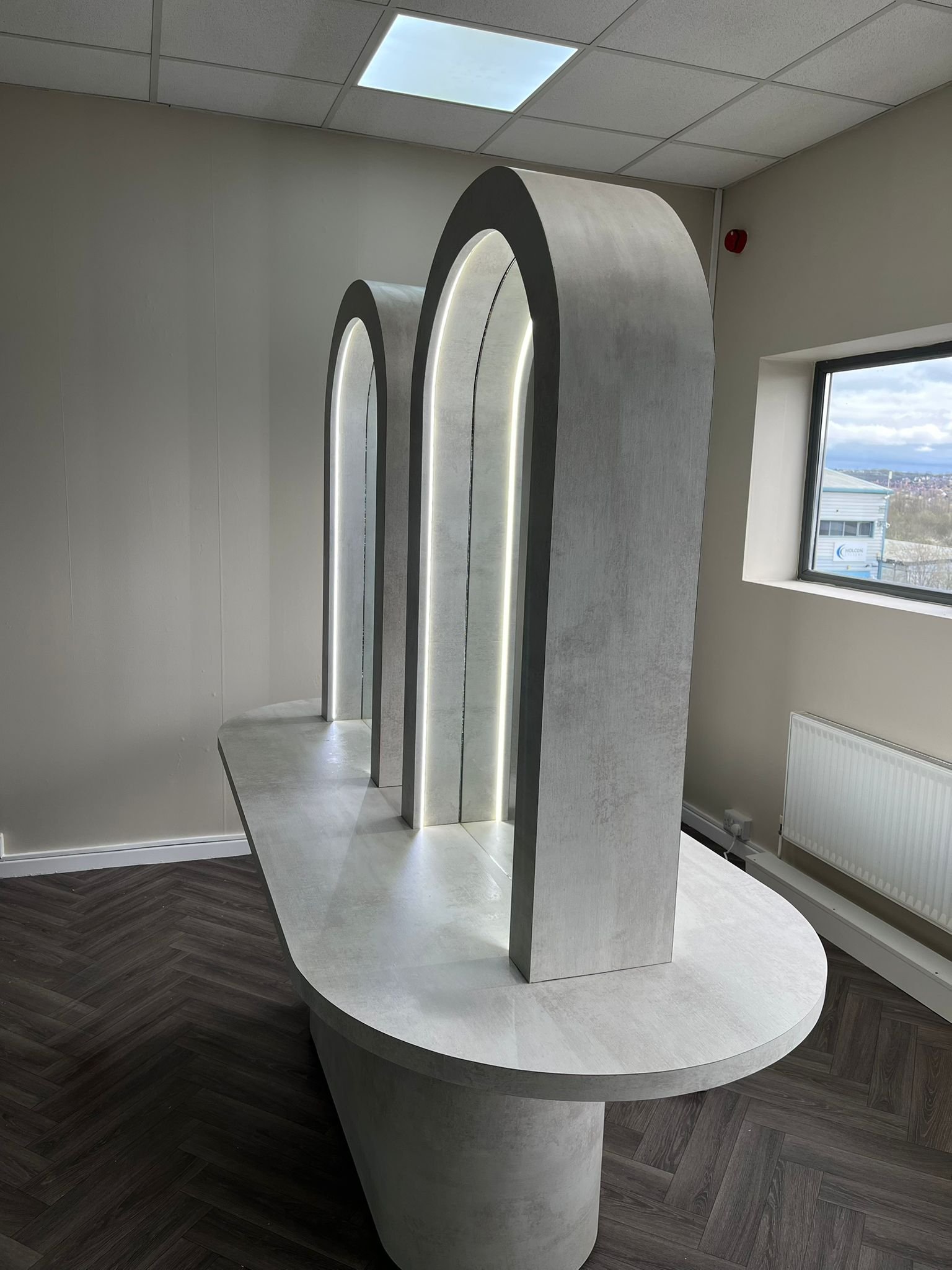WhatsApp Image 2026-04-09 at 10.47.31 (1) Double Arched Mirror Salon Island Unit | 4-Station Centrepiece