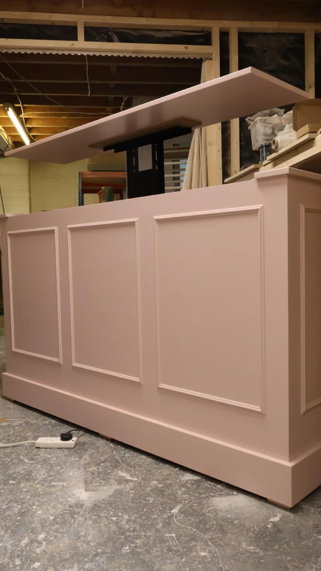 Farrow & Ball Calamine for the pastel pink lovers 🩷 Motorised TV box