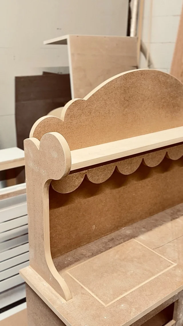 Mini kitchen goals 🙏🏽 looking forward to seeing this giveaway finished 🙌🏼 @navyfurnishings