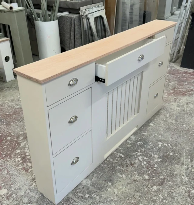 Our bespoke radiator covers are designed to your requirements, handmade in the UK 🙏🏽