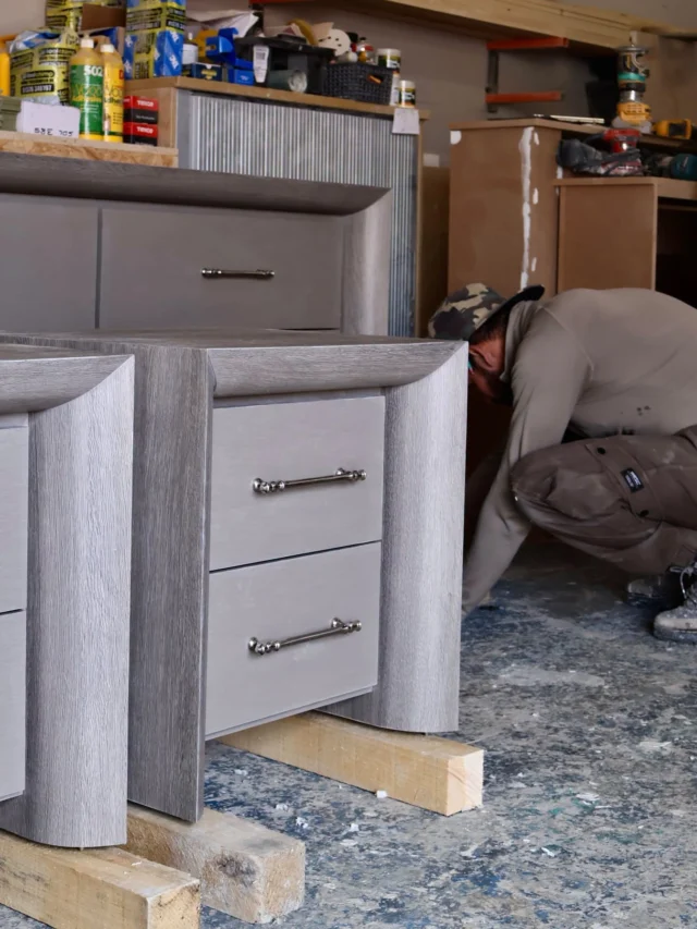 Bespoke side table & drawer set 🩶 designed by @navyfurnishings
