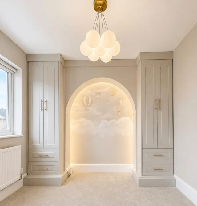 Bespoke wardrobe with curved arch 🩶