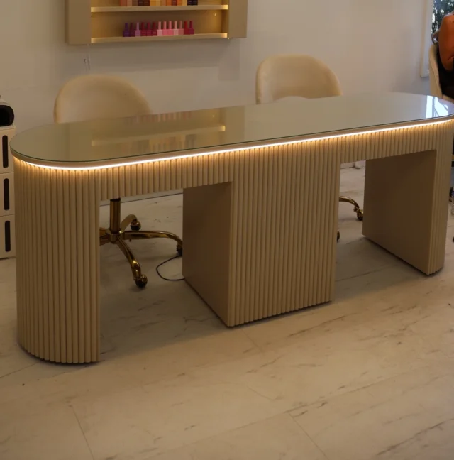 Two station nail desk, soft pine reeds, finished in Oxford Stone 🩶